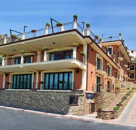 Agostiniana Hotel Santa Teresa Di Riva Eksteriør bilde